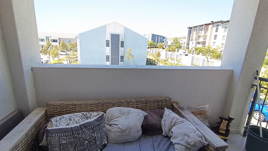 2 Bedroom Property for Sale in Burgundy Estate Western Cape